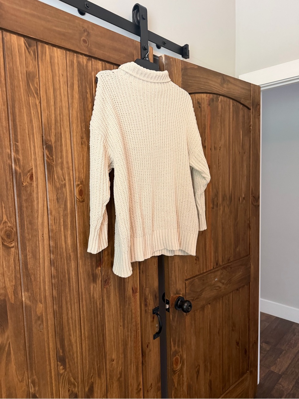 Aerie cream oversized sweater - Picture 3 of 7